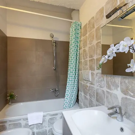 Apartment As Feel - Santo Stefano